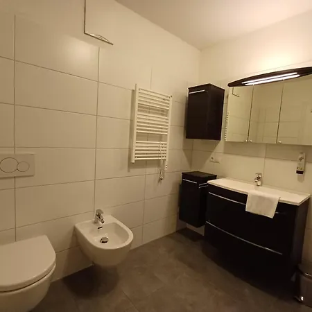 Pine Zell Am - Steinbock * Τσελ αμ Ζέε